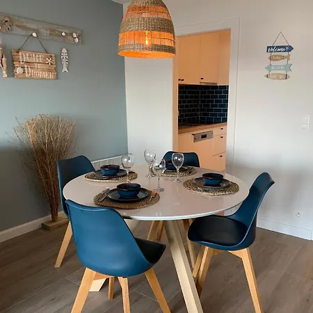 Apartamento Lecomte Zeedijk 177 *