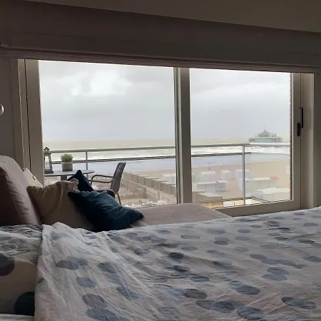 Lecomte Zeedijk 177 *