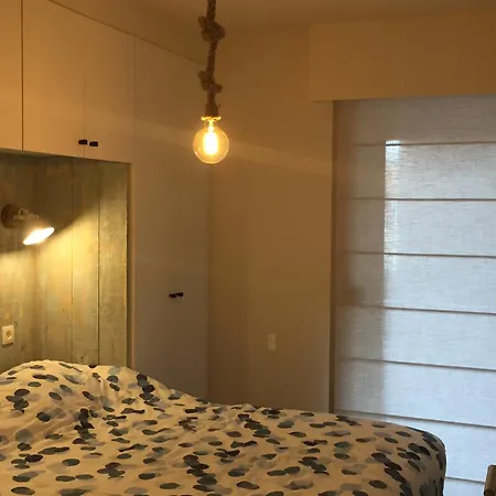 Lecomte Zeedijk 177 *